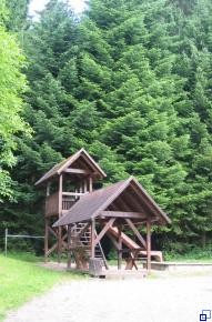 Holzklettergerüst für Kinder